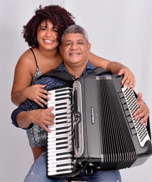 cicinho-julie-de-assis-divulgacao - Copia